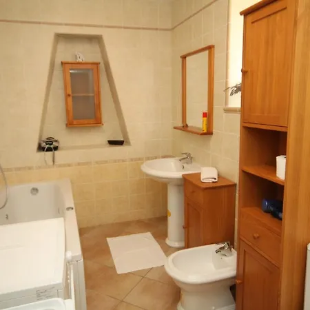House With Wifi Kukljica, Ugljan - 8251 Сasa de vacaciones